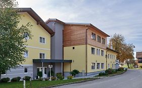 Hotel Gasthof-Strasser